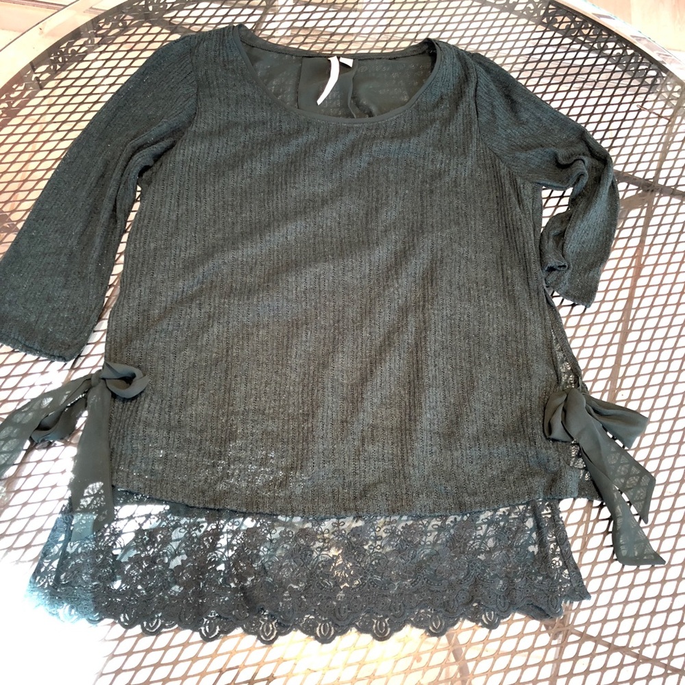 Lauren Conrad forest green lace top size M